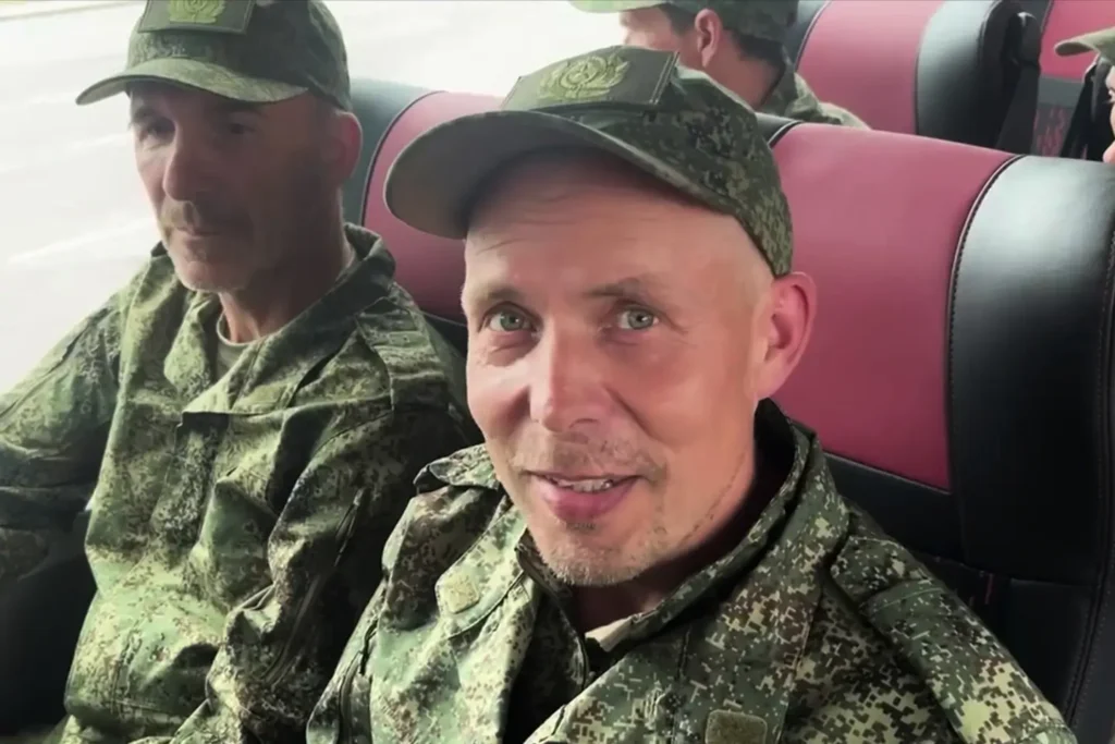 Russia, Ukraine Conduct Major Prisoner Swap Hours After Kyiv Ass-tramesh