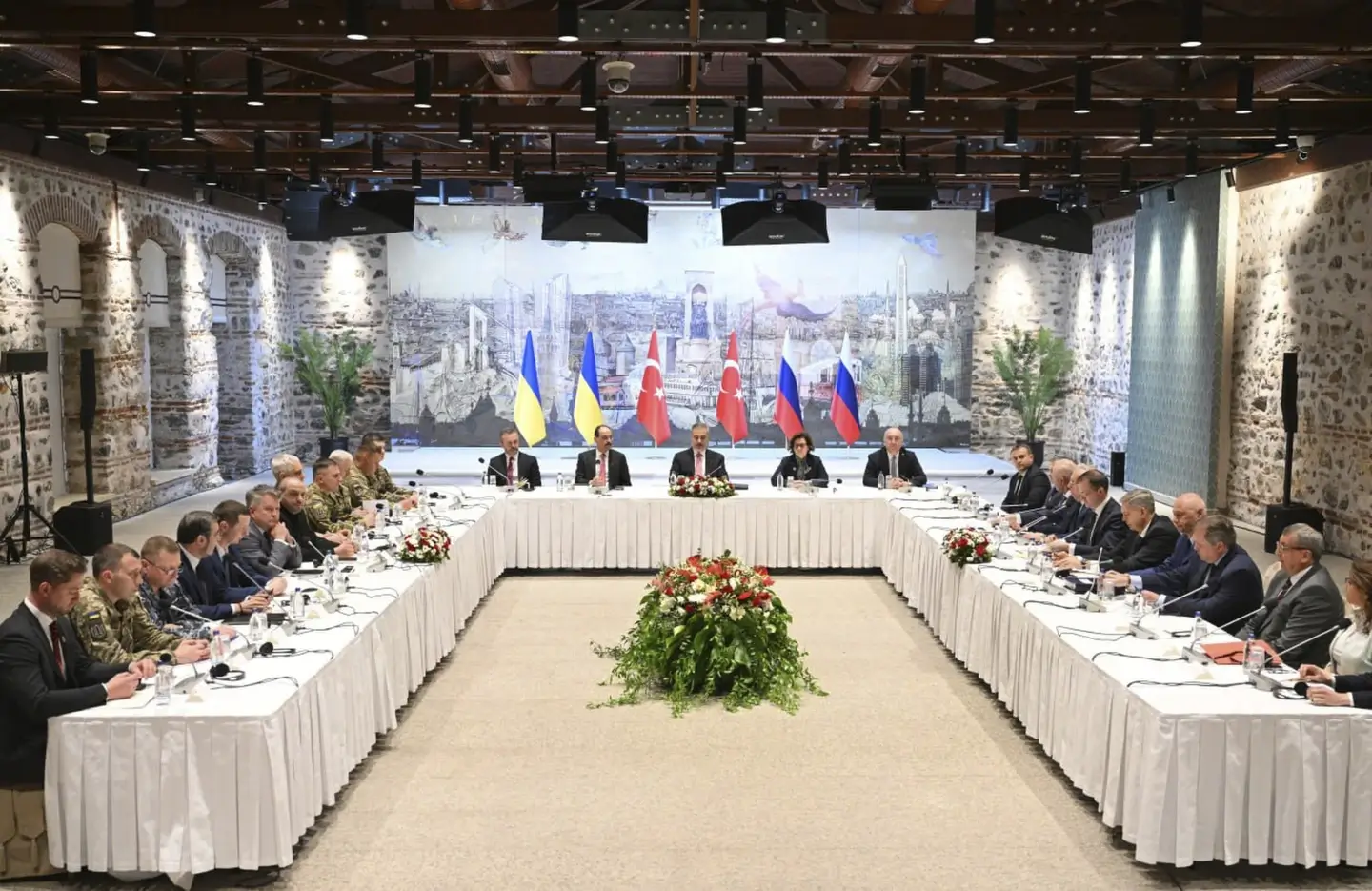 Russia-Ukraine Peace Talks Last Less Than 2 Hours, Result in POW Deal Only-tramesh