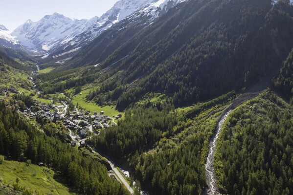 Glacier Collapse in the Swiss Alps Destroys Most of a Village 2 Switzerland’s Blatten Evacuated After Landslide Triggers Flood Fears-tramesh