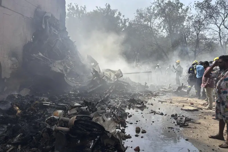 London-Bound Air India Flight Crashes Shortly After Takeoff from Ahmedabad 2 Air India Flight AI 171 Crashes in Ahmedabad Residential Area, 244 Onboard-tramesh