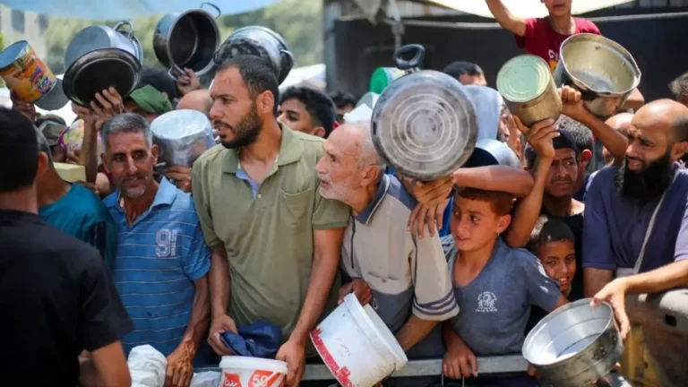 At atomic 60 Palestinians dead by Israel while gluttonous aid in Gaza-tramesh