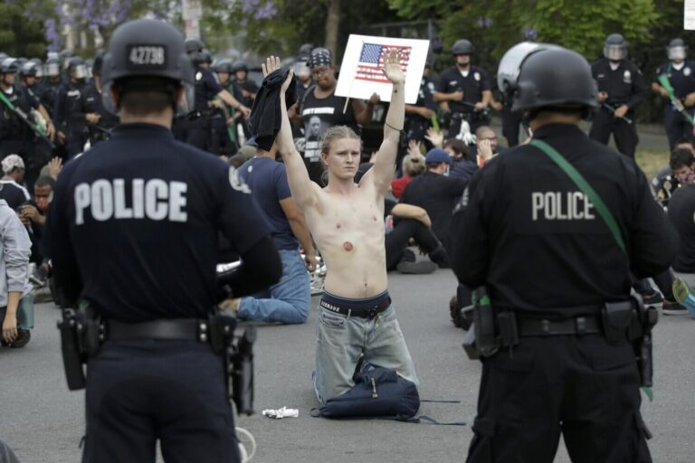 LA badge accomplishes accumulation arrests as protesters baffle brief curfew-tramesh