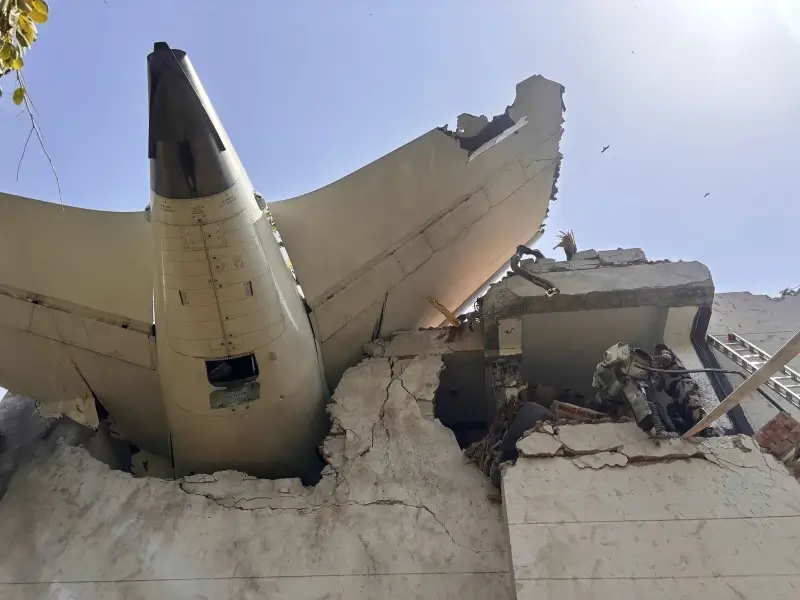 Hospital has accustomed 186 bodies and an abandoned survivor from the Air India crash, a doctor says 3 The aboriginal blast of a Boeing 787-tramesh