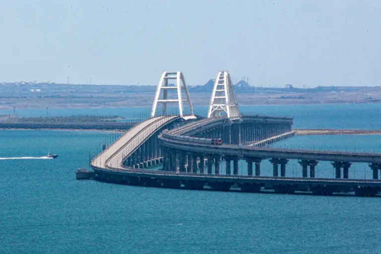 Ukraine Says It Addled Crimea Bridge-tramesh